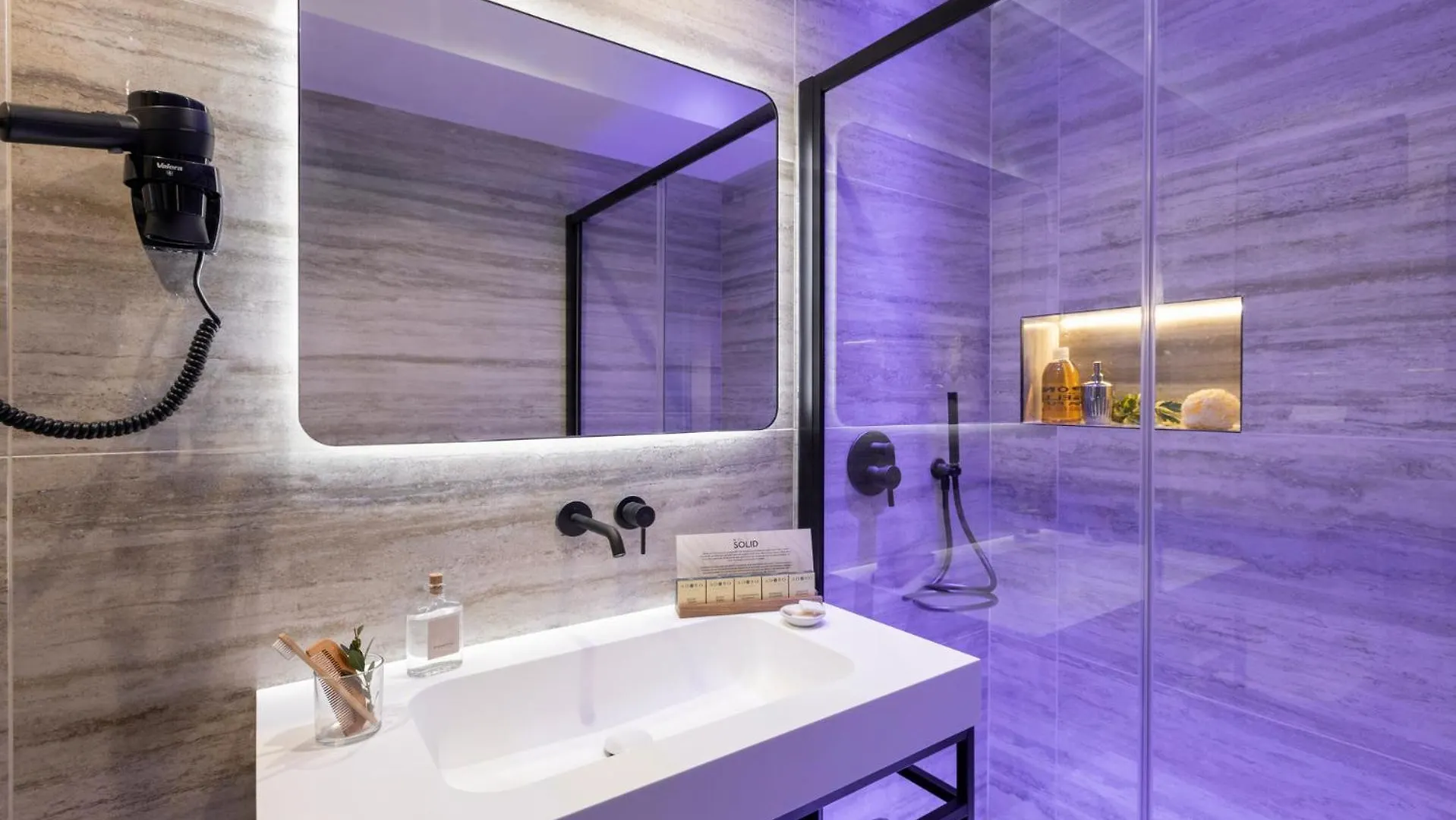 Adoro Hotel Rome