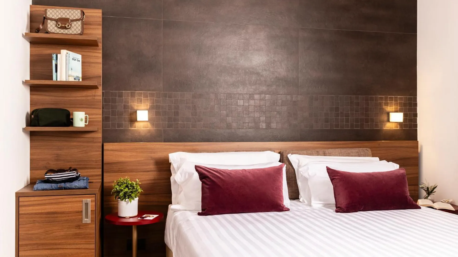 Adoro Hotel Roma 4*,  Italia