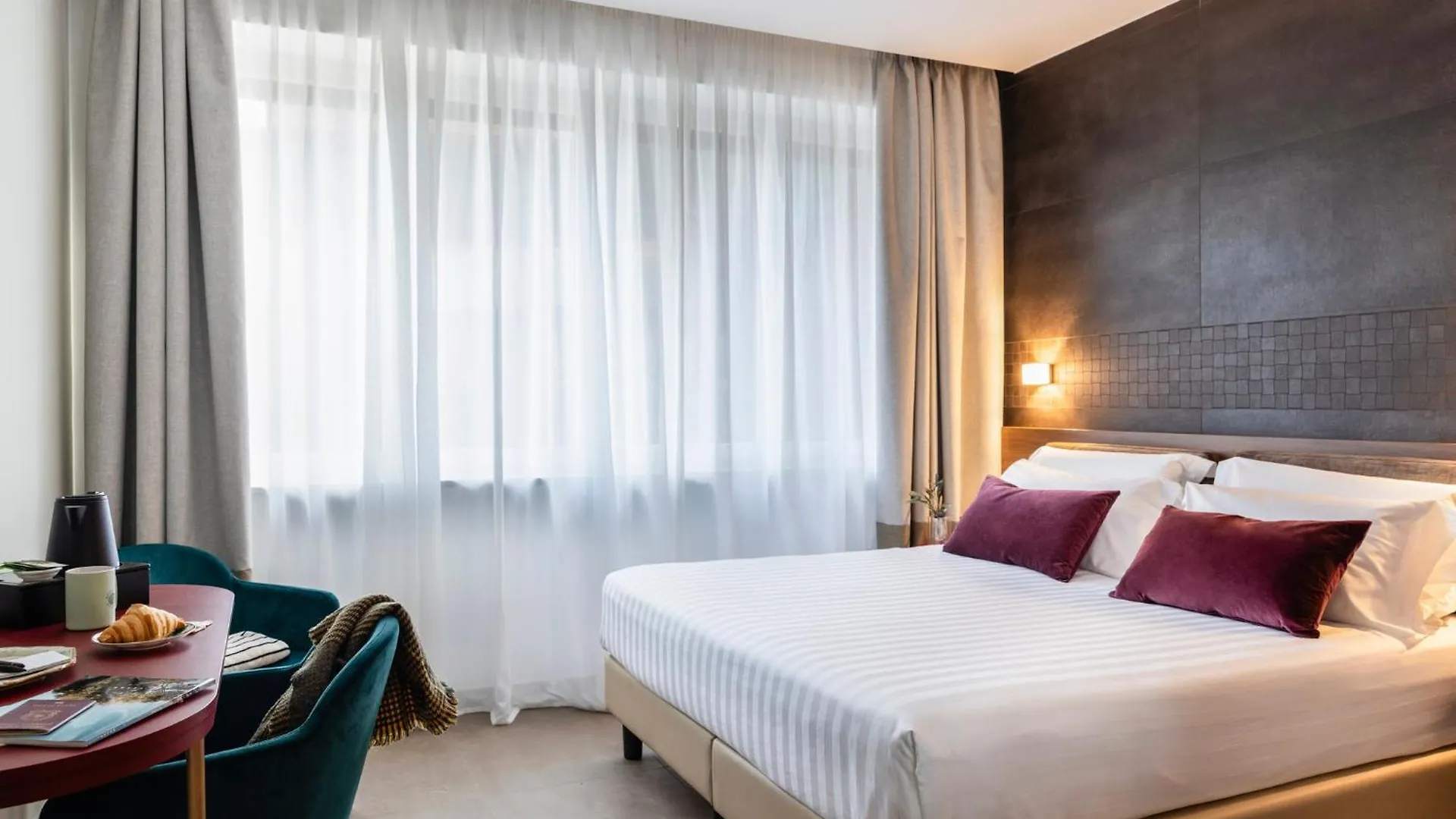 Adoro Hotel Roma