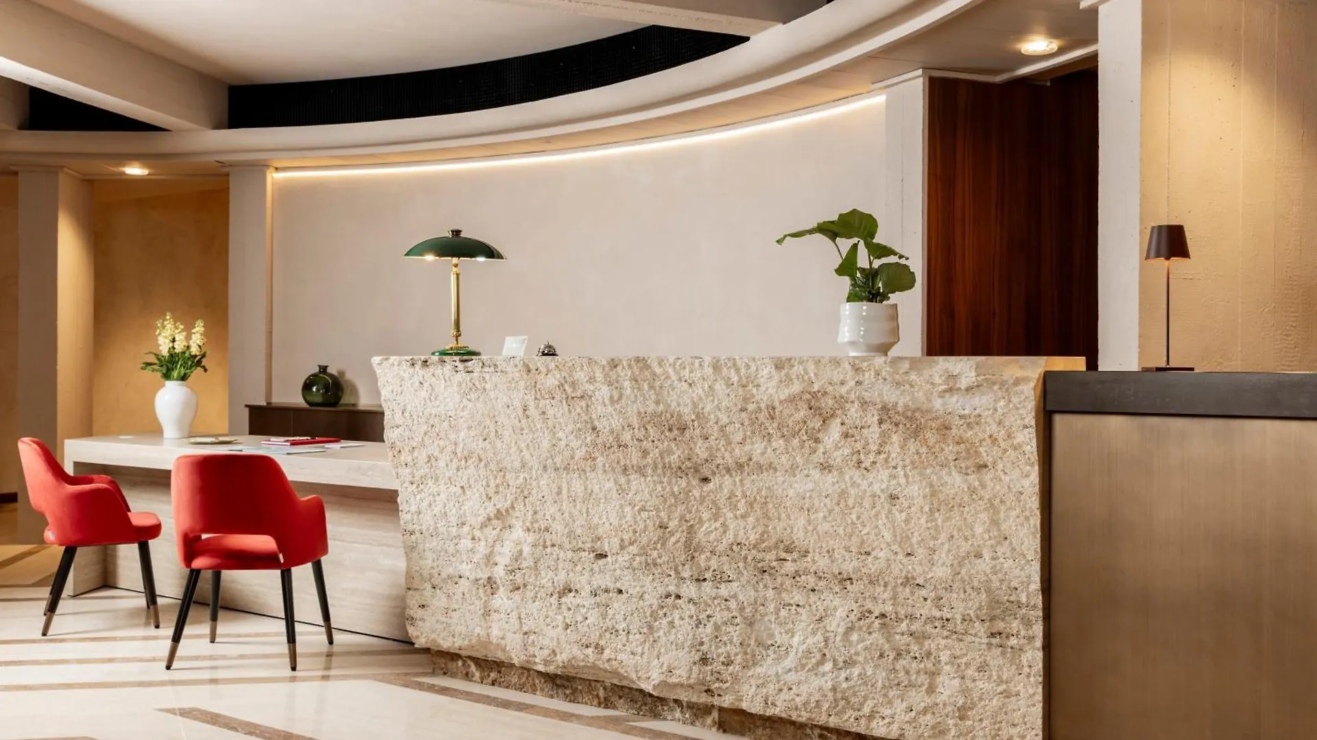 Adoro Hotel 로마